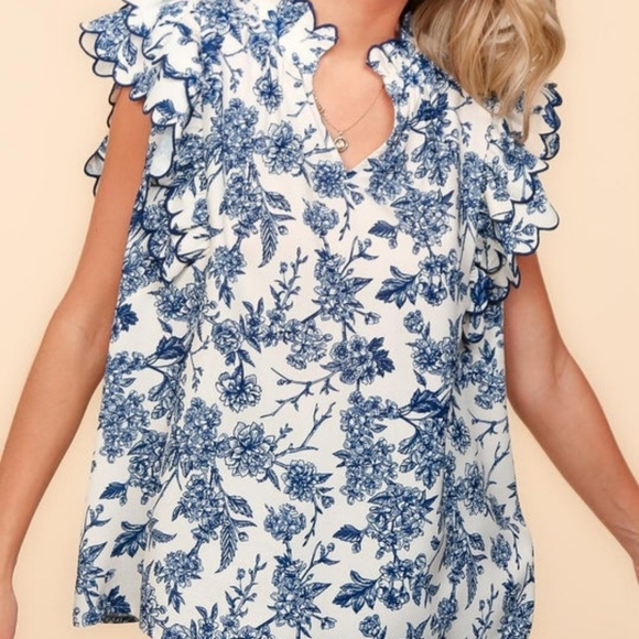 Ella Mock Neck Scallop Hem Floral Blouse - Picture 1 of 4